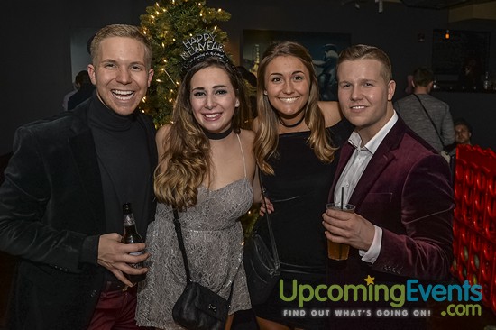 RESOLUTION: NYE @ Lucky Strike