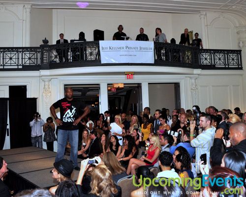 Fashion Up - Fall Fashions 2010