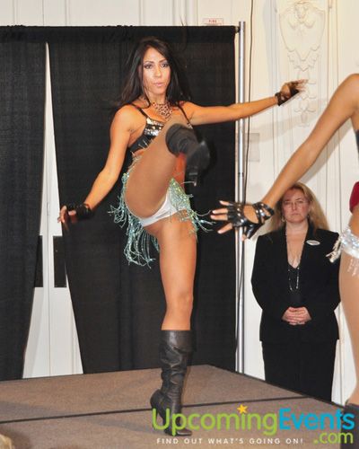 Fashion Up - Fall Fashions 2010
