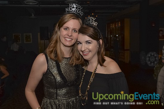 RESOLUTION: NYE @ Lucky Strike