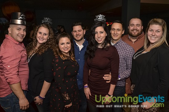 RESOLUTION: NYE @ Lucky Strike