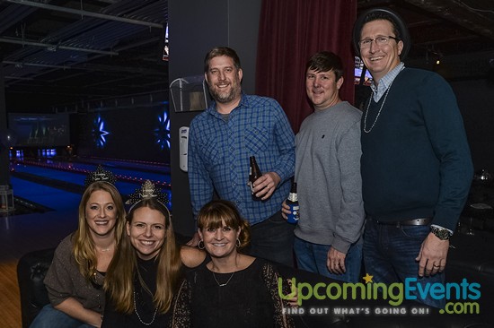 RESOLUTION: NYE @ Lucky Strike