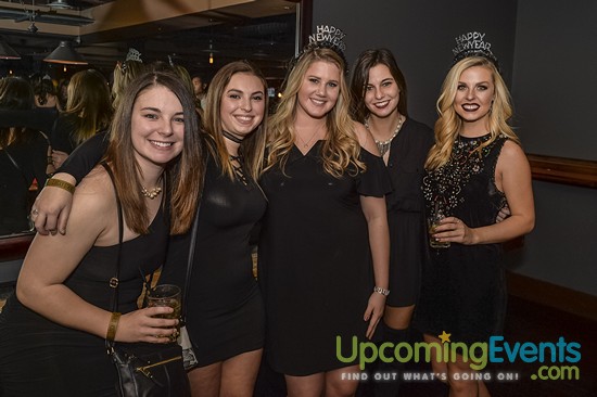 RESOLUTION: NYE @ Lucky Strike