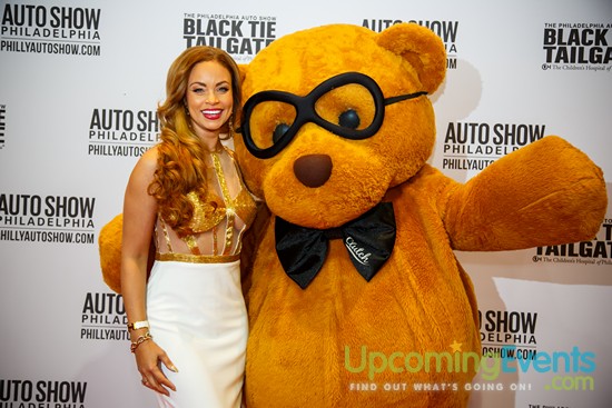 Black Tie Tailgate 2017 - Red Carpet Photos