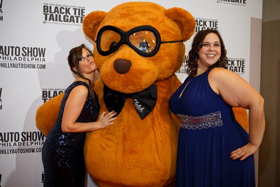 Black Tie Tailgate 2015 - Red Carpet