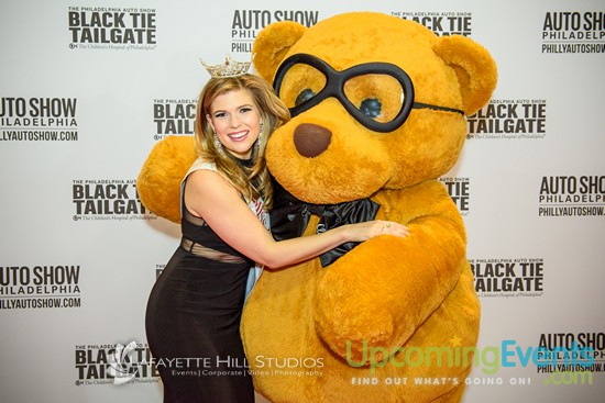 Black Tie Tailgate 2016 - Red Carpet Photos