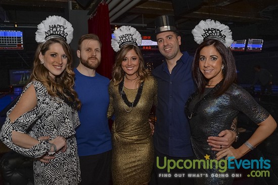 RESOLUTION: NYE @ Lucky Strike