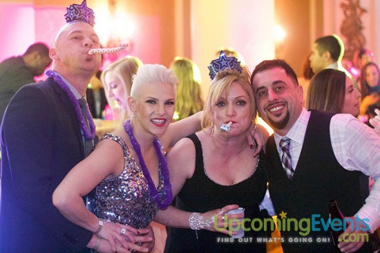 The Glitter City Gala - Philly's Hottest NYE Party! (Gallery 1)