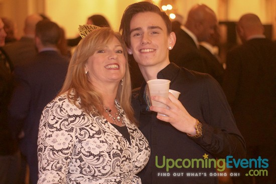 The Glitter City Gala - Philly's Hottest NYE Party! (Gallery 1)