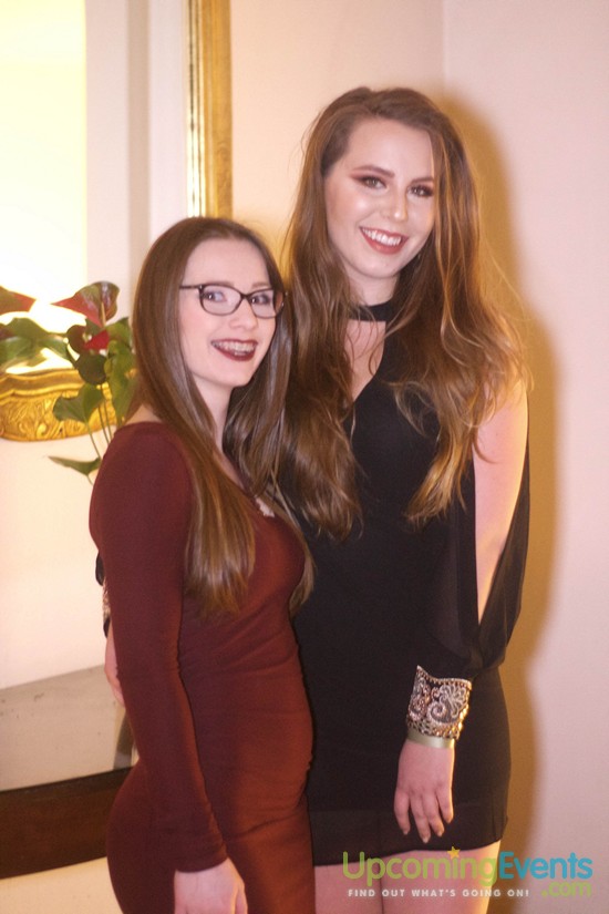 The Glitter City Gala - Philly's Hottest NYE Party! (Gallery 1)