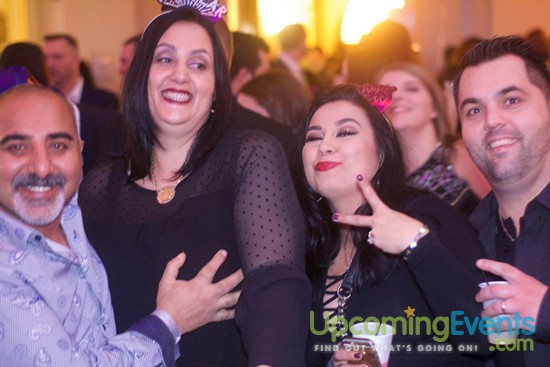 The Glitter City Gala - Philly's Hottest NYE Party! (Gallery 1)