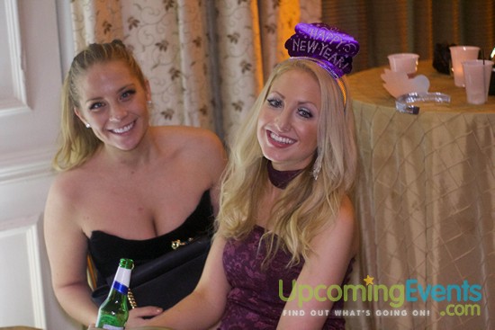 The Glitter City Gala - Philly's Hottest NYE Party! (Gallery 1)
