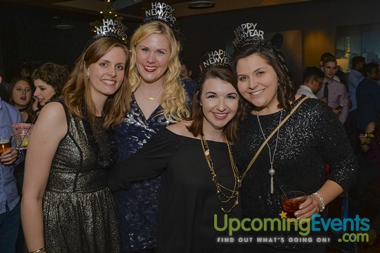 RESOLUTION: NYE @ Lucky Strike