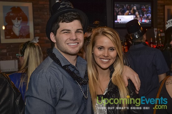 RESOLUTION: NYE @ Lucky Strike