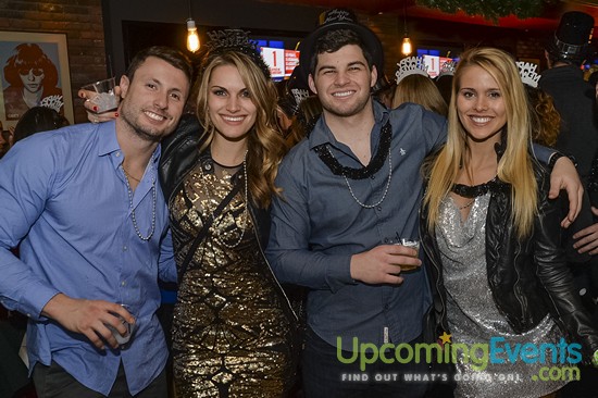 RESOLUTION: NYE @ Lucky Strike