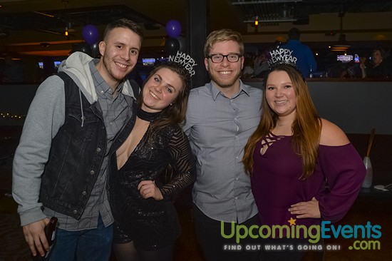 RESOLUTION: NYE @ Lucky Strike
